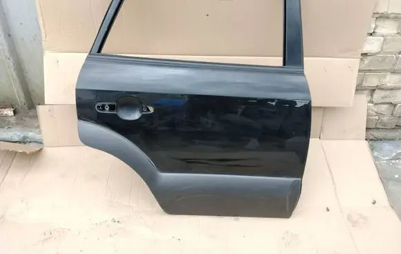 Hyundai Tucson JM Rear door 770042E050