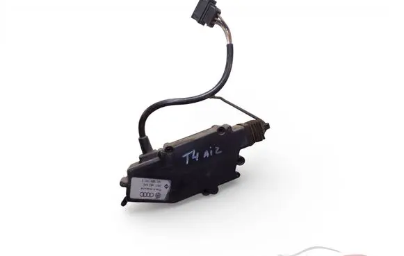 Volkswagen Multivan T4 Central locking motor 701959783B