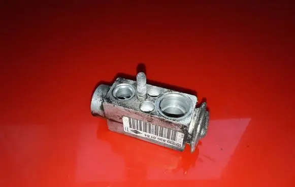 Mercedes-Benz S W221 Air conditioning (A/C) expansion valve 2308300184