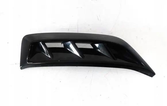 Audi RS4 B7 Fender grill 8W9853173