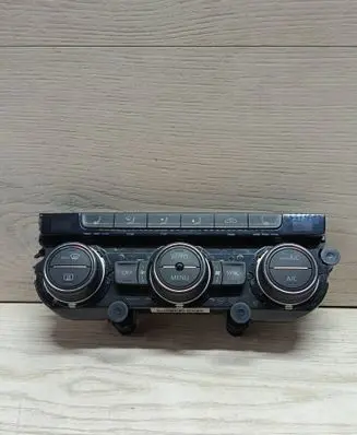 Volkswagen Golf VII Climate control unit 5G0907044BD 5HB01118179 1401880885