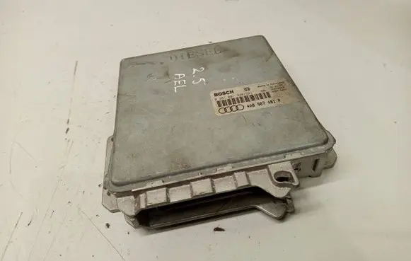 Audi A6 S6 C4 4A Engine control unit/module 4A0907401P