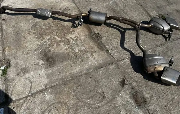 Porsche Macan (95B) Muffler/silencer 95B253612 95B253611 95B253411D