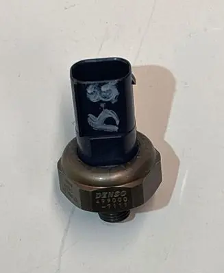 Air conditioning (A/C) pressure sensor