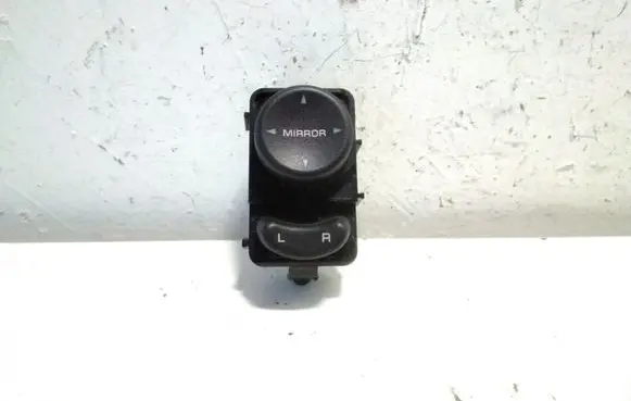 Chrysler Voyager Wing mirror switch 39754D
