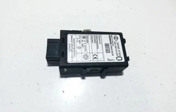 Nissan X-Trail T30 Door control unit/module 285963y500 5wk46472b