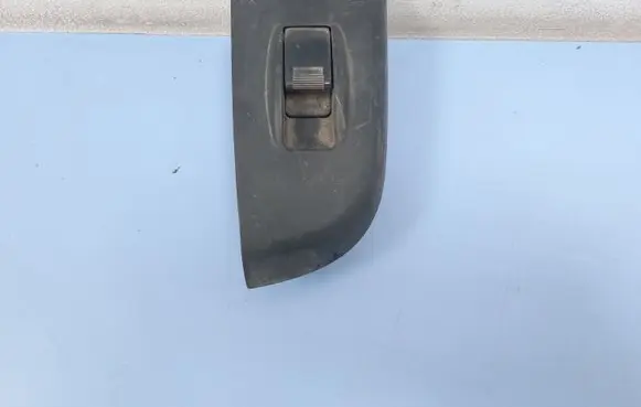 Honda Accord Electric window control switch M18602