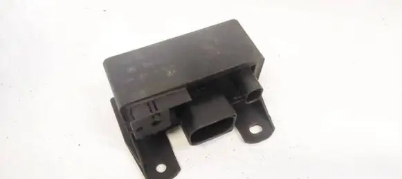 Mercedes-Benz Sprinter W901 W902 W903 W904 Glow plug pre-heat relay