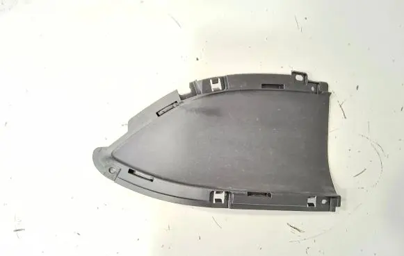 Genesis G70 Front bumper lower grill 86546G9500 86546-G9500
