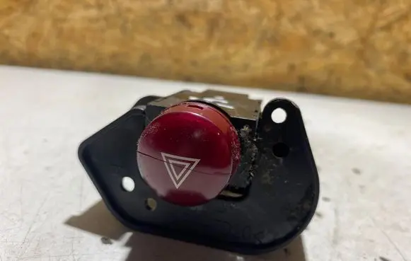 Mitsubishi Grandis Hazard light switch MR962274