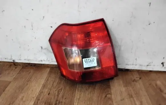 Toyota Avensis T220 Rear/tail lights