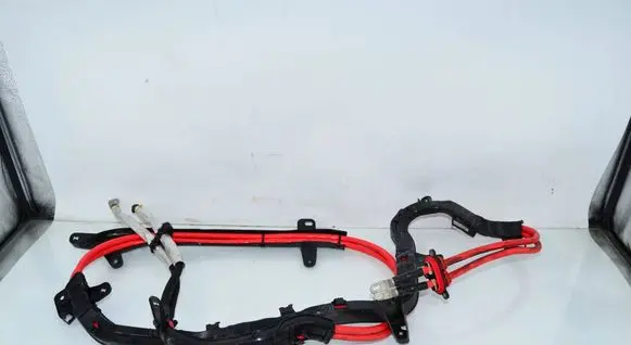 BMW 3 G20 G21 Positive cable (battery) 9107458 61129107458 61128797530