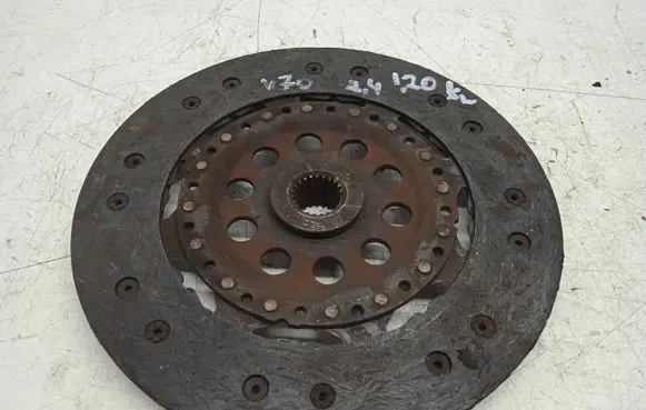 Volvo V70 Clutch pressure plate 