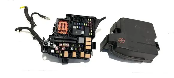 KIA Sorento IV Fuse box set 91956P2041 43832 91221P2830