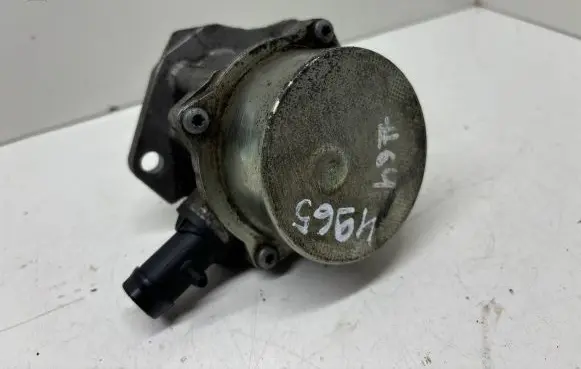 Renault Megane II Vacuum pump 8200577807