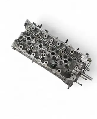 Toyota Avensis T250 Engine head 