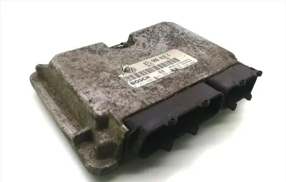 Volkswagen Bora Engine control unit/module 071906018K 0261206175 26SA0000