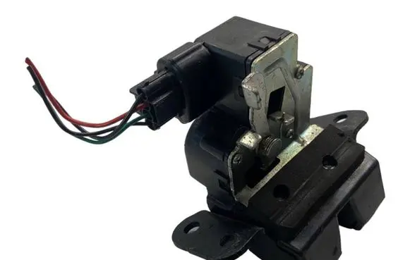 KIA Ceed Tailgate/trunk/boot lock/catch/latch 812301H000