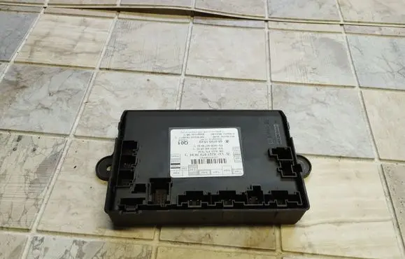 Mercedes-Benz S W221 Door control unit/module A2218703693 A2218707091 A2214423532
