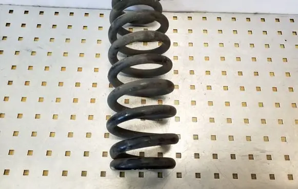 Suzuki Grand Vitara II Rear coil spring