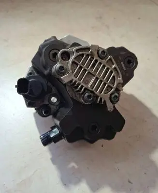 Volvo S80 Fuel injection high pressure pump 0445010043 027756 8642778