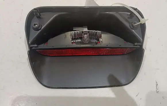 Dacia Sandero Third/center stoplight 26598741