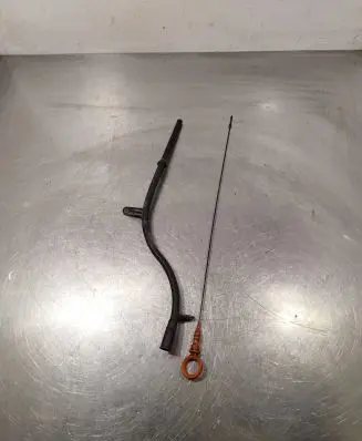 Volkswagen Touran I Oil level dip stick 