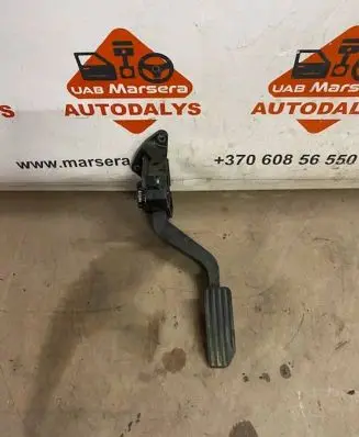 Land Rover Discovery 4 - LR4 Accelerator throttle pedal PPGF40