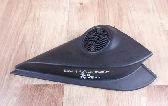 Mitsubishi Outlander Front door speaker 7221B588