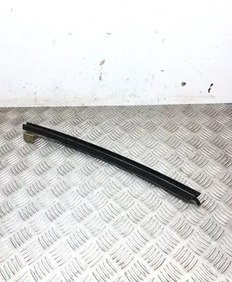 Mercedes-Benz E W211 Rear door windshield rail 