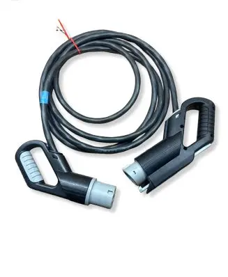 Nissan Leaf II (ZE1) Electric car charging cable