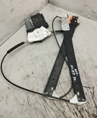 Audi A4 S4 B7 8E 8H Front door window regulator motor 8E0959801 105844109 970015994108