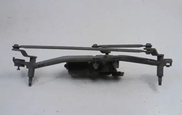 Alpine C2 Front wiper linkage 