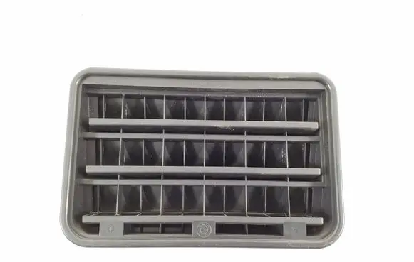 BMW X3 E83 Fender grill 8377280