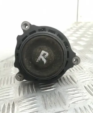 BMW 1 F20 F21 Engine mount bracket 6787658