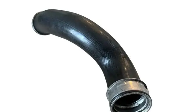 Intercooler hose/pipe