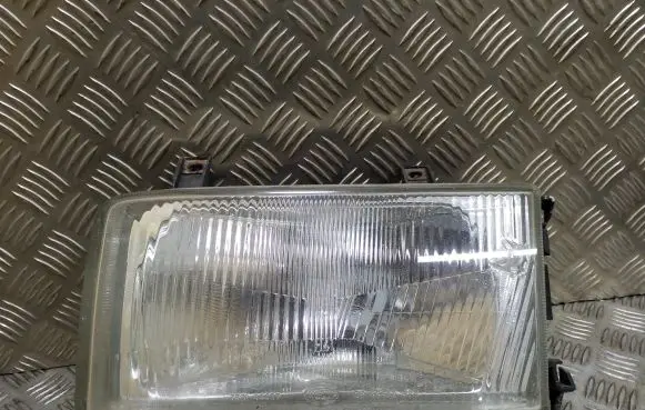 Volkswagen Multivan T4 Headlight/headlamp 0244437