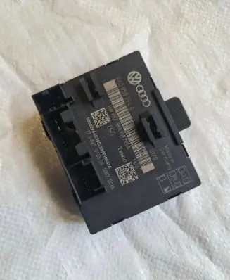 Audi A4 S4 B8 8K Door control unit/module 8K0959795A 0959794A