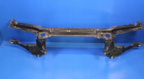 BMW X5 E53 Radiator support slam panel