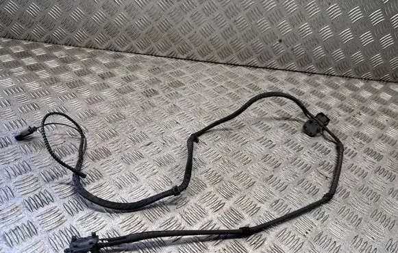 BMW X1 F48 F49 Windshield washer spray nozzle 7350651
