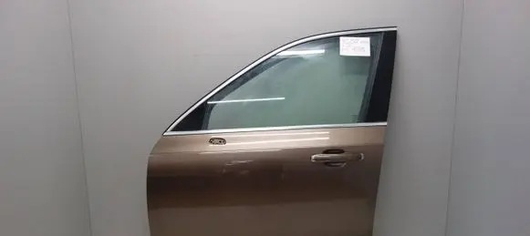 Volvo XC90 Front door