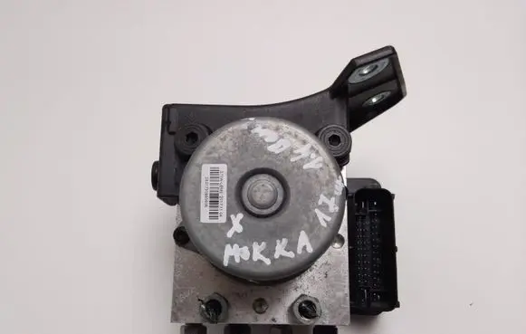 Opel Mokka X ABS Pump KV3A 688250455