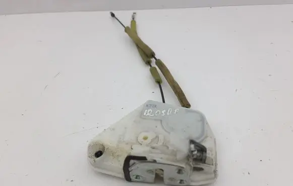 Mazda 6 Front door lock GJE8