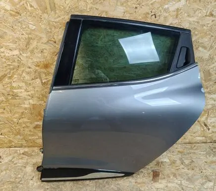 Renault Clio IV Rear door 