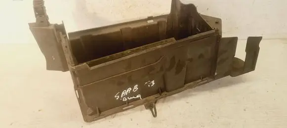 Battery box tray