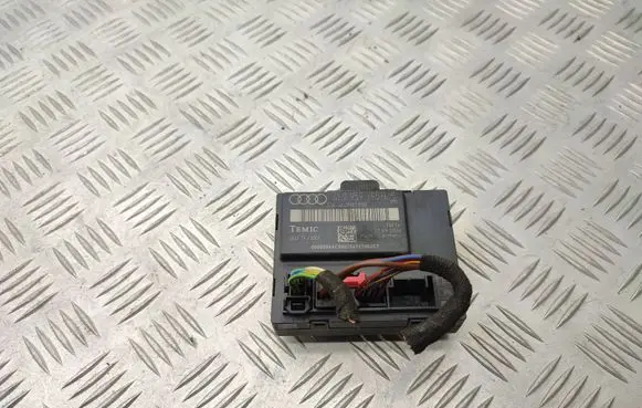 Audi Q7 4L Door control unit/module 4L0959795B