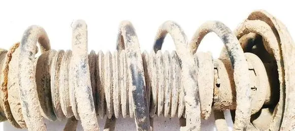 Volkswagen Golf IV Front coil spring 