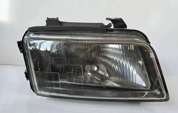 Audi A4 S4 B5 8D Headlight/headlamp 8D0941004E 1852912100 0301094202