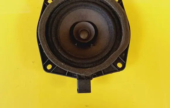 Mitsubishi Colt Front door speaker MN141417 EAS13P17A6