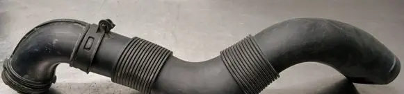 Mini Cooper Countryman R60 Air intake duct part 9804246 14032710